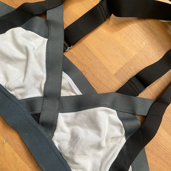 Sports Bra - Picture 3 of 3